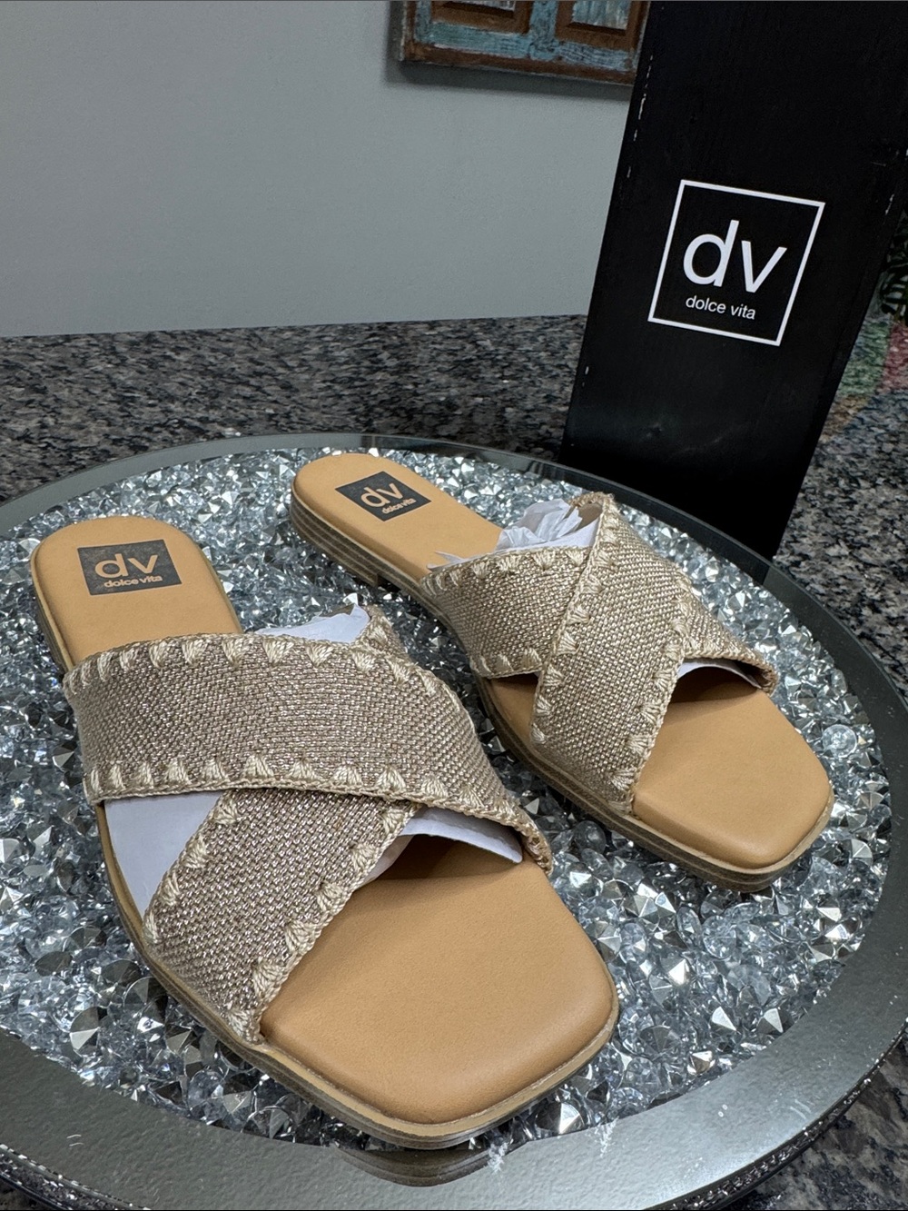 Dolce Vita Miguel Gold Beige Crisscross Slide Sandals NEW 8.5